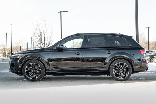 Mythos Black Metallic 2026 Audi Q7 55 Premium Plus