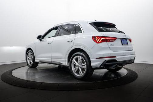 Glacier White Metallic 2021 Audi Q3 45 S line Premium Plus