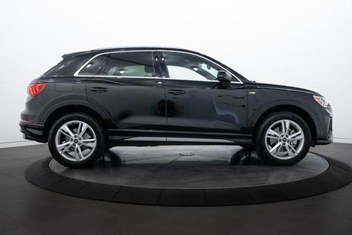 2024 Audi Q3 45 S line Premium Plus