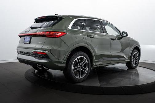 2025 Audi Q5 Premium Plus