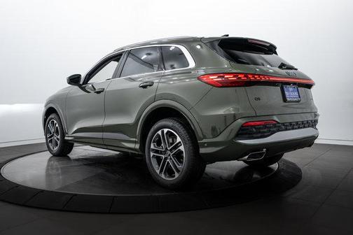 2025 Audi Q5 Premium Plus