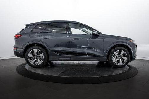 2025 Audi Q6 e-tron Premium Plus