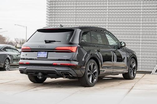 2026 Audi Q7 55 Premium Plus