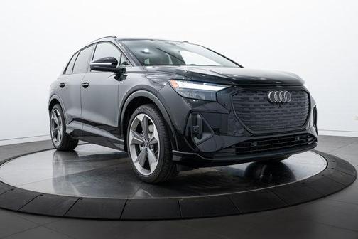 2025 Audi Q4 e-tron Premium Plus