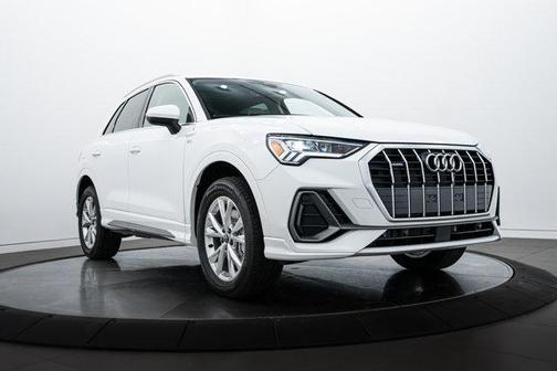 2025 Audi Q3 S line Premium