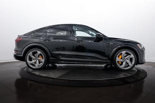 2023 Audi e-tron S Sportback Prestige