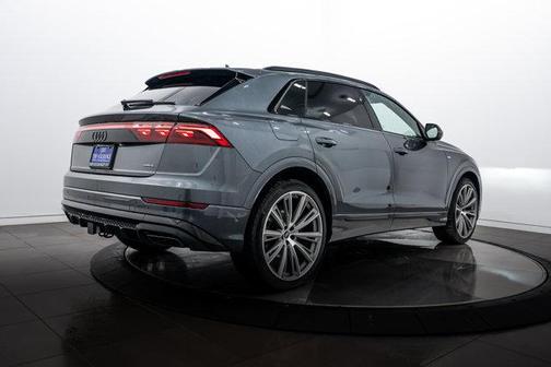2026 Audi Q8 55 Prestige