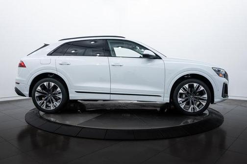 2025 Audi Q8 55 Premium Plus