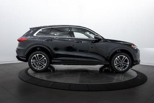 2025 Audi Q5 Premium