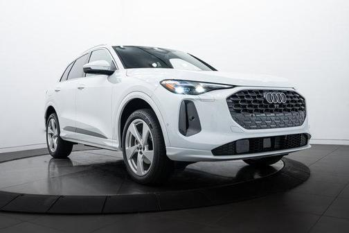 2025 Audi Q5 Premium Plus