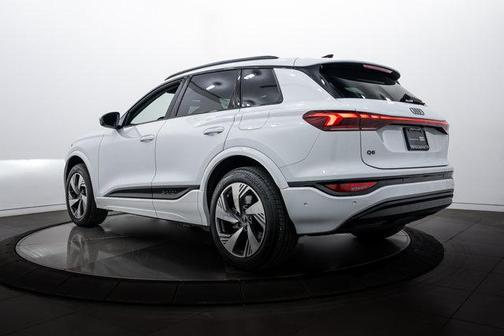 2025 Audi Q6 e-tron Premium Plus