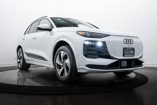 2025 Audi Q6 e-tron Premium Plus
