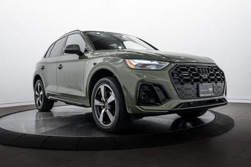 2023 Audi Q5 45 S line Premium Plus
