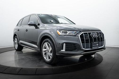 2021 Audi Q7 45 Premium Plus