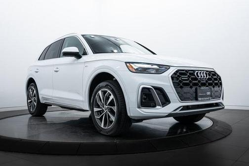 2025 Audi Q5 45 S line Premium Plus