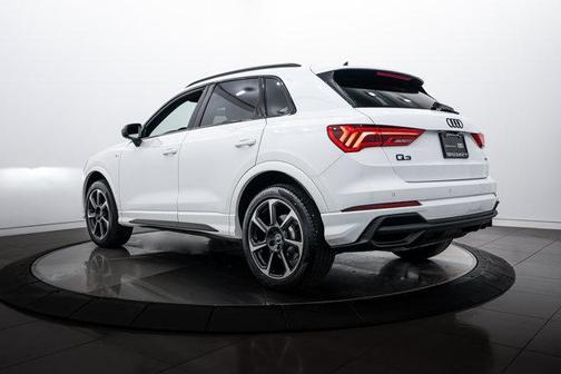 2025 Audi Q3 45 S line Premium Plus