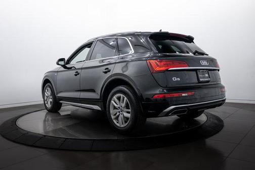 2022 Audi Q5 45 S line Premium