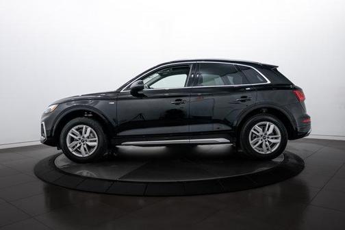 2022 Audi Q5 45 S line Premium