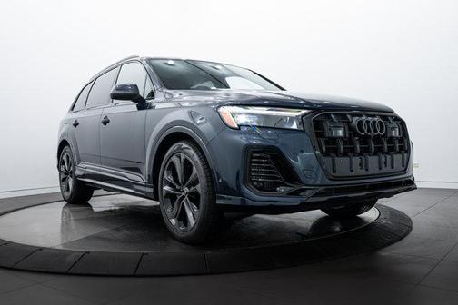 2025 Audi Q7 55 Premium Plus