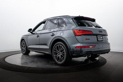 Daytona Gray Pearl Effect 2022 Audi SQ5 3.0T Premium Plus