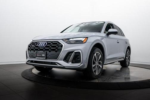 Florett Silver Metallic 2023 Audi Q5 45 S line Premium Plus