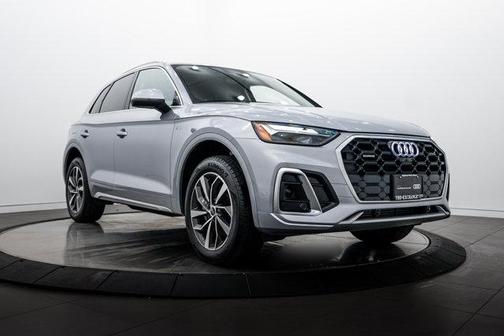 Florett Silver Metallic 2023 Audi Q5 45 S line Premium Plus
