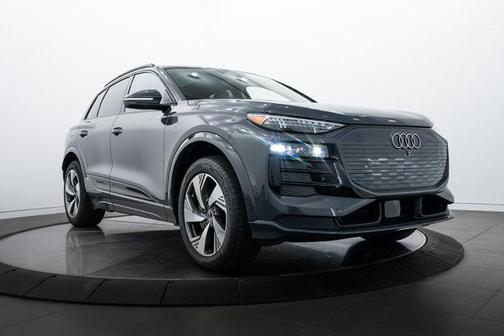 2025 Audi Q6 e-tron Premium Plus