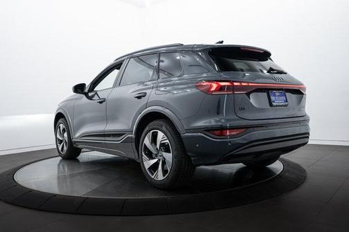 2025 Audi Q6 e-tron Premium Plus