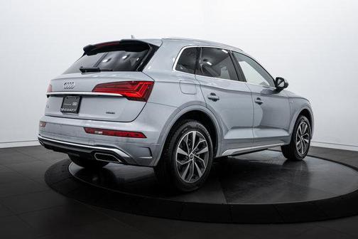 2025 Audi Q5 45 S line Premium Plus
