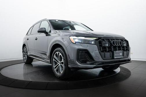 2025 Audi Q7 45 Premium Plus