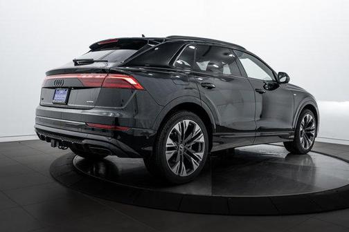 2025 Audi Q8 55 Premium Plus