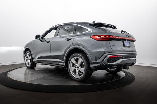 Daytona Gray 2026 Audi Q5 Sportback Premium Plus