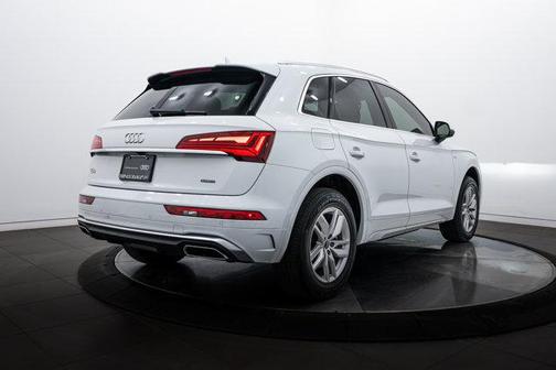 2023 Audi Q5 45 S line Premium