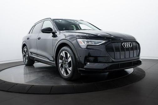 2021 Audi e-tron Premium