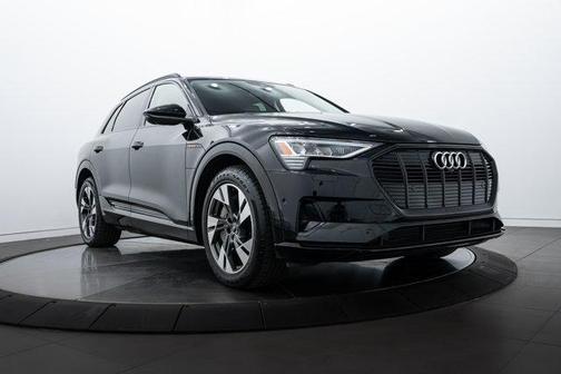 2021 Audi e-tron Premium