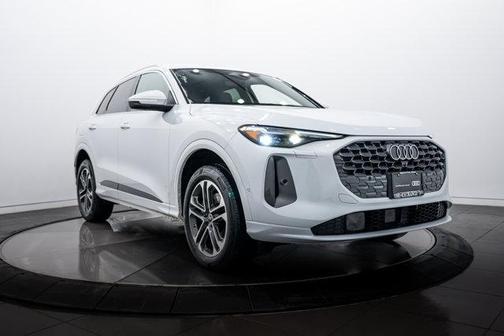 2025 Audi Q5 Premium Plus