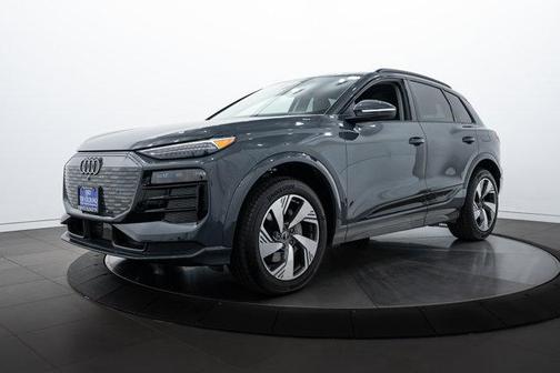 2025 Audi Q6 e-tron Premium Plus