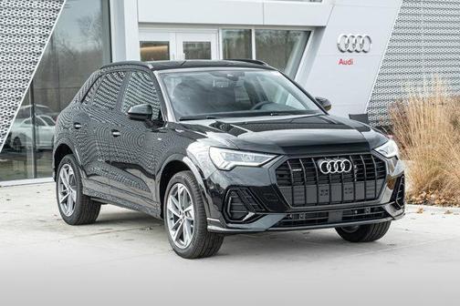 2025 Audi Q3 S line Premium