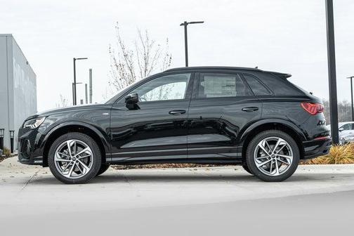 2025 Audi Q3 S line Premium