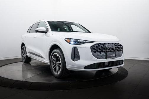 Arkona White 2025 Audi Q5 Premium