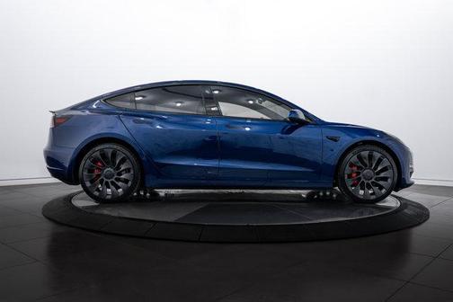 2023 Tesla Model 3 Performance