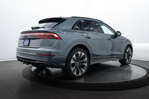 2025 Audi Q8 55 Premium Plus