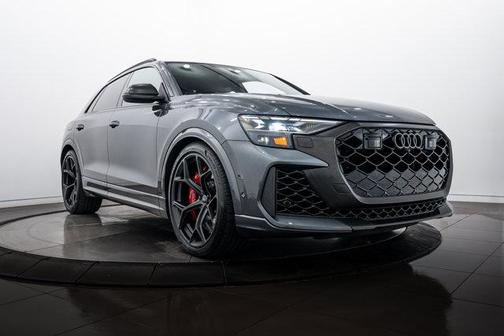 Daytona Gray Pearl Effect 2025 Audi RS Q8 4.0T