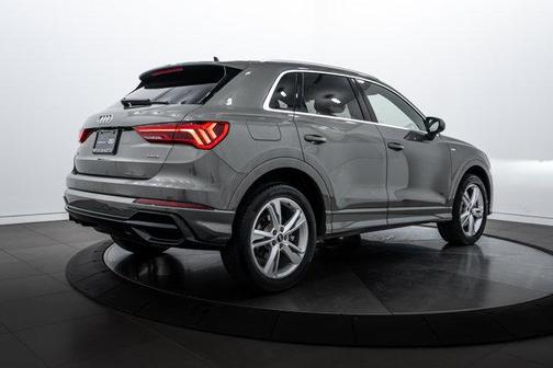2022 Audi Q3 45 S line Premium Plus