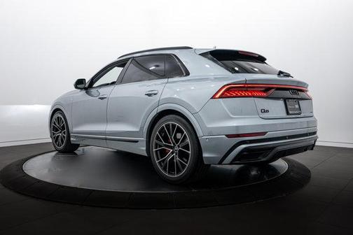 Satellite Silver Metallic 2023 Audi Q8 55 Prestige