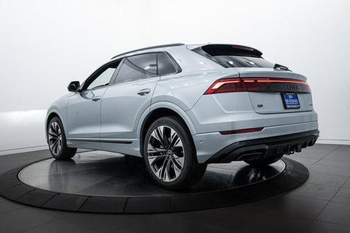 2025 Audi Q8 55 Prestige