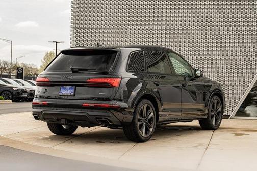 Mythos Black Metallic 2026 Audi Q7 55 Premium Plus