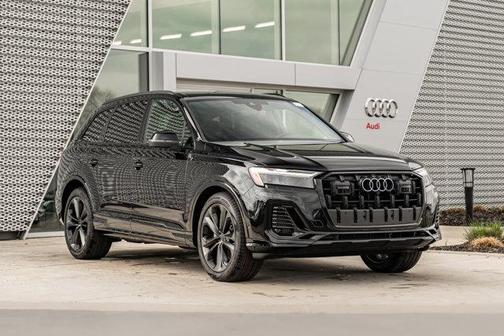 Mythos Black Metallic 2026 Audi Q7 55 Premium Plus