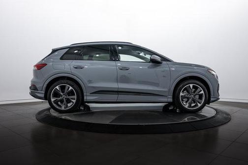 2025 Audi Q4 e-tron Prestige