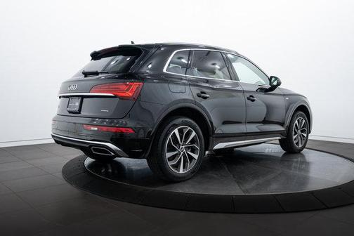 2022 Audi Q5 45 S line Premium